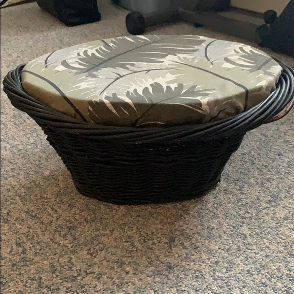 Storage ottoman - Picture 2 of 3